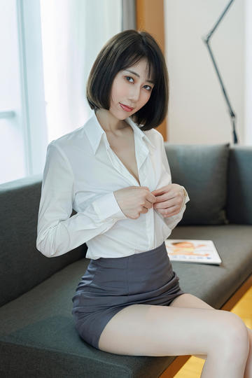 出门撞大运，纨绔少主统领宗门